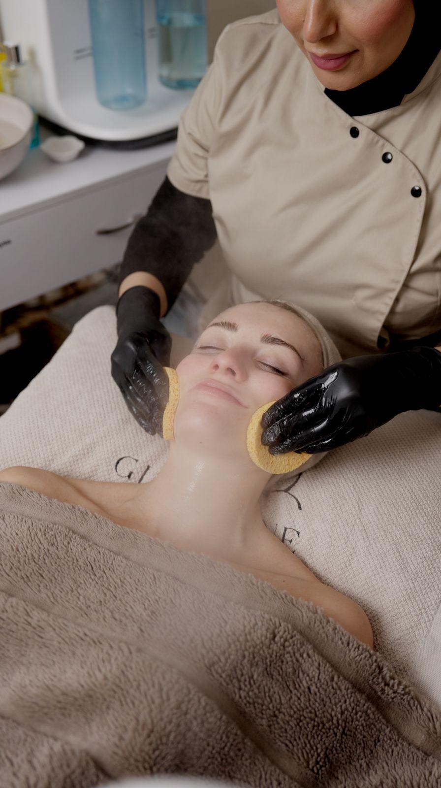 Glowzone klinik atmosfære